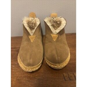 L.L. Bean Wicked Good Suede And Shearling Chukka Slippers Women’s Size 8